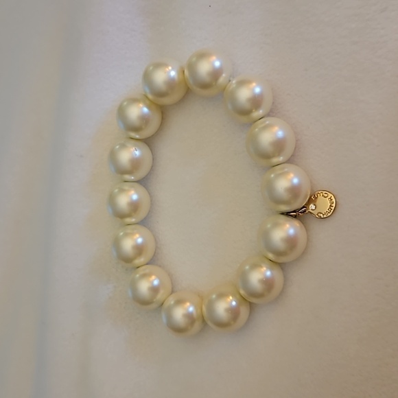 CHARTER CLUB White Chunky Glass Pearl Bridal Stretch Bracelet - Picture 2 of 4